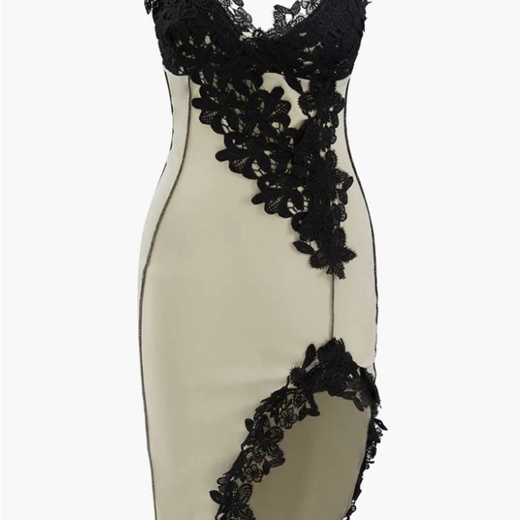 MICAS | Asymmetrical Climbing Lace Midi - Picture 5 of 6